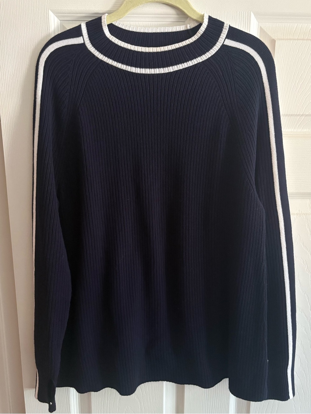 Talbots pullover crewneck sweater striped sleeves navy white knit comfy LP